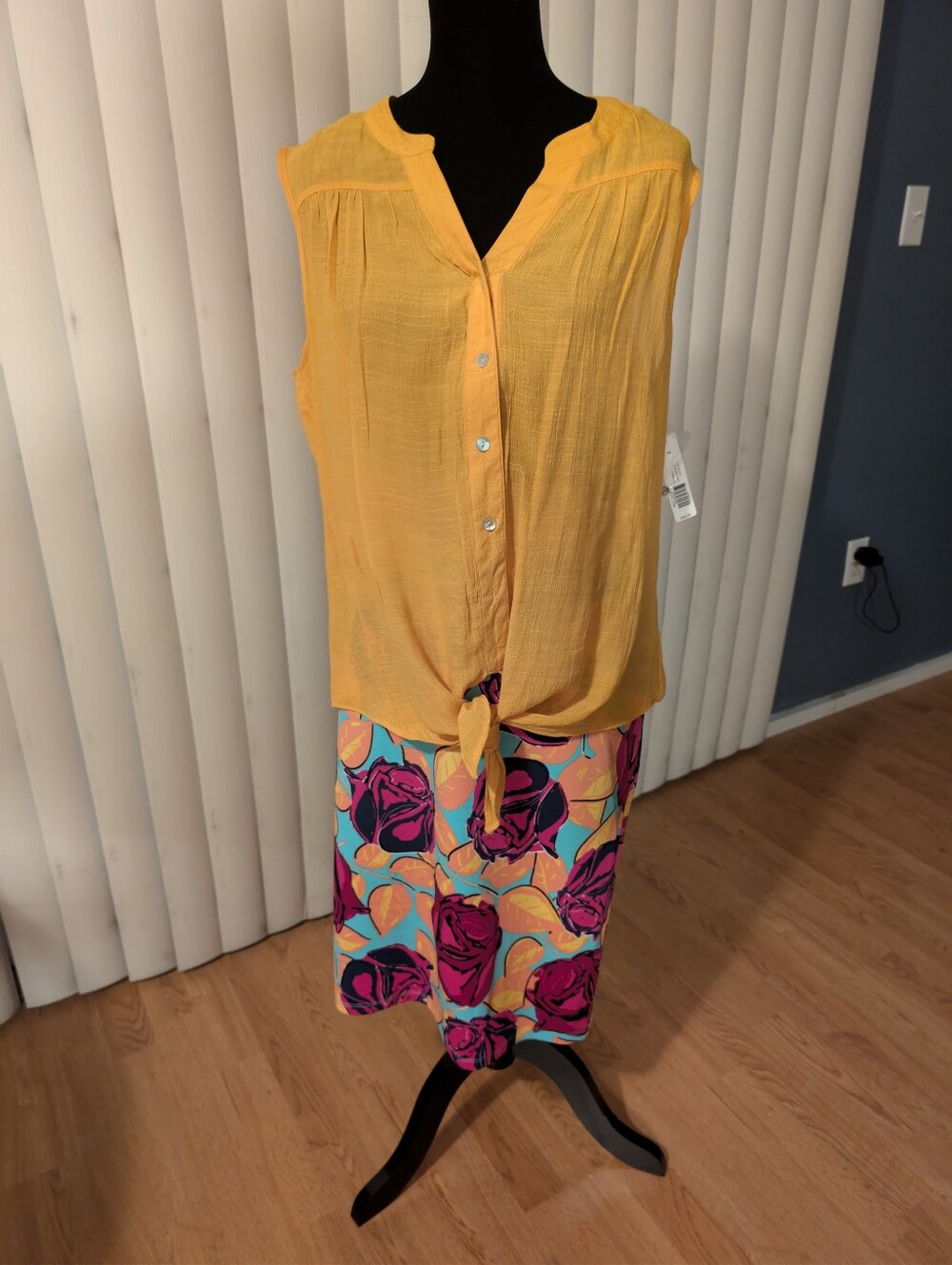 NWT New Directions XL Top + LuLaRoe XL Skirt Set | Goldenrod Floral | Summer Out